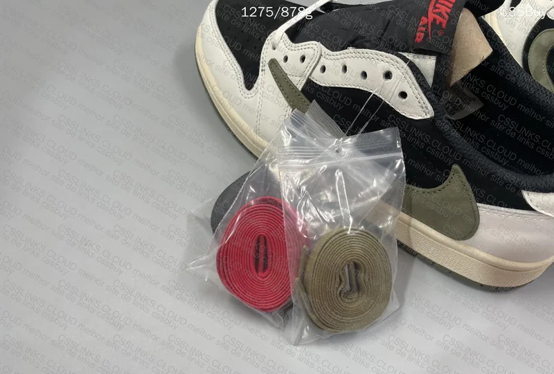 Jordan 1 Low Travis Scott Olive 6