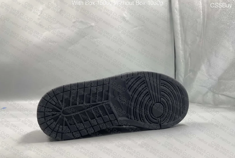 Jordan 1 low Travis scott “phantom” 2