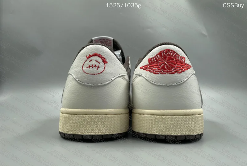 Jordan 1 low travis Scott reverse mocha 3