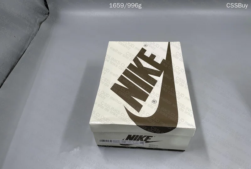 Jordan 1 Low Travis Scott Reverse Mocha 10