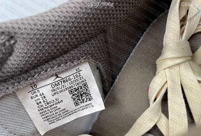 Jordan 1 Low Travis Scott Reverse Mocha 6