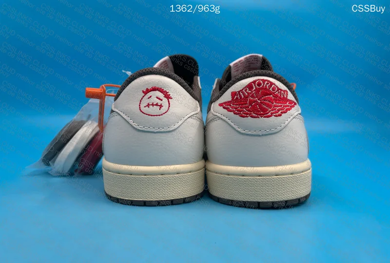 Jordan 1 low Travis Scott Reverse Mocha (GL?)