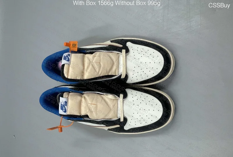 Jordan 1 low Travis Scott X Fragment