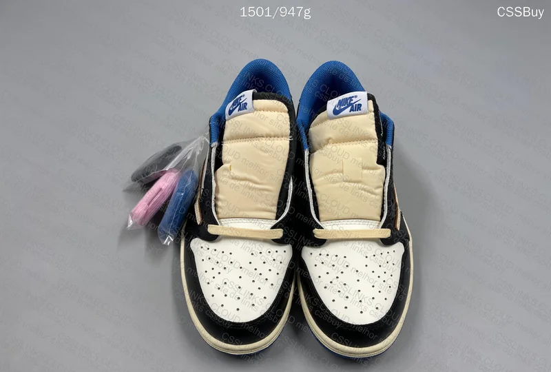 Jordan 1 low Travis Scott x Fragment