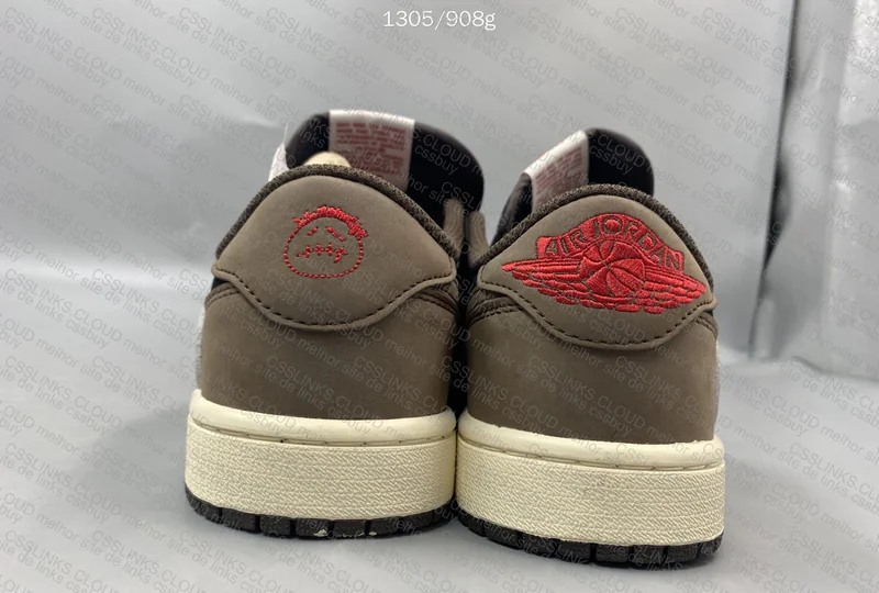Jordan 1 Low Traviss Mocha 3