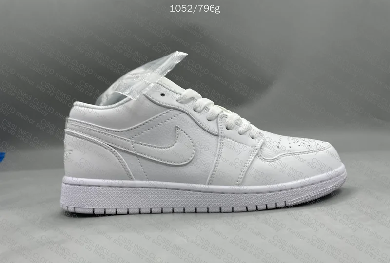 Jordan 1 Low Triple White 3