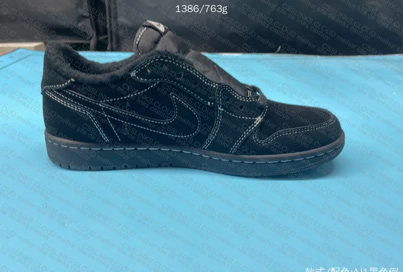 Jordan 1 Low TS Black Phantom 4