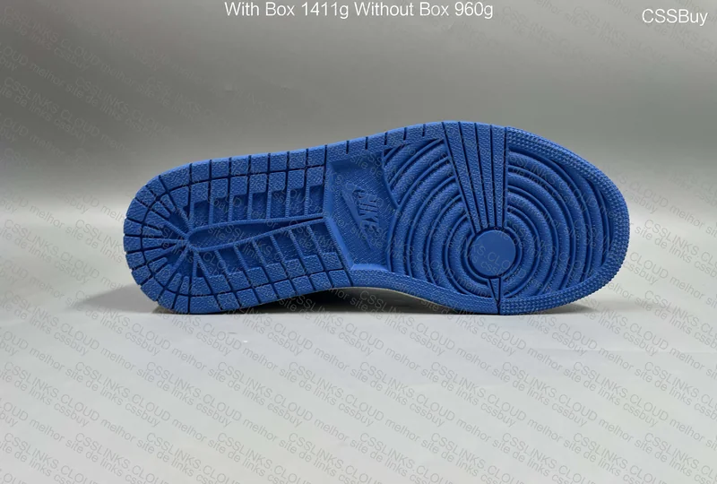 Jordan 1 low TS fragment 3