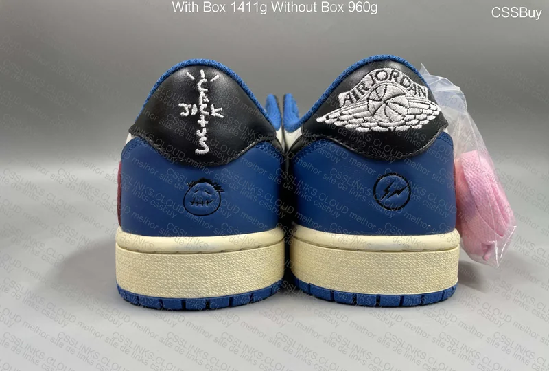 Jordan 1 low TS fragment 4