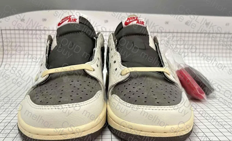 Jordan 1 Low TS Reverse Mocha 3