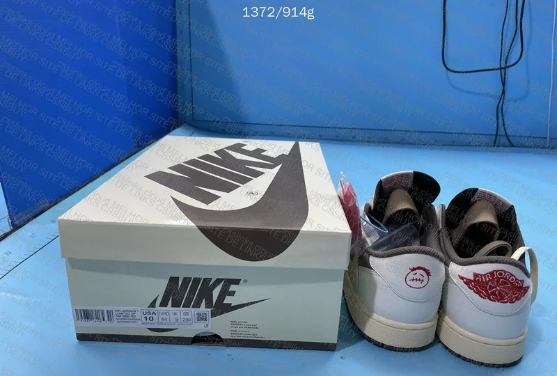 Jordan 1 low TS Reverse Mocha