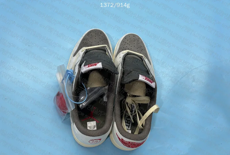 Jordan 1 low TS Reverse Mocha 3