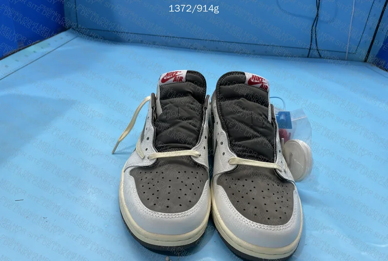 Jordan 1 low TS Reverse Mocha 5