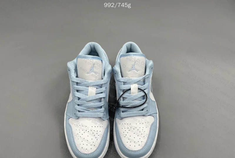 Jordan 1 Low University Blue