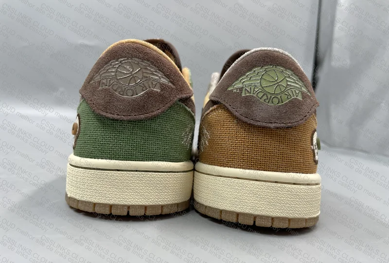 Jordan 1 Low Voodoo 4