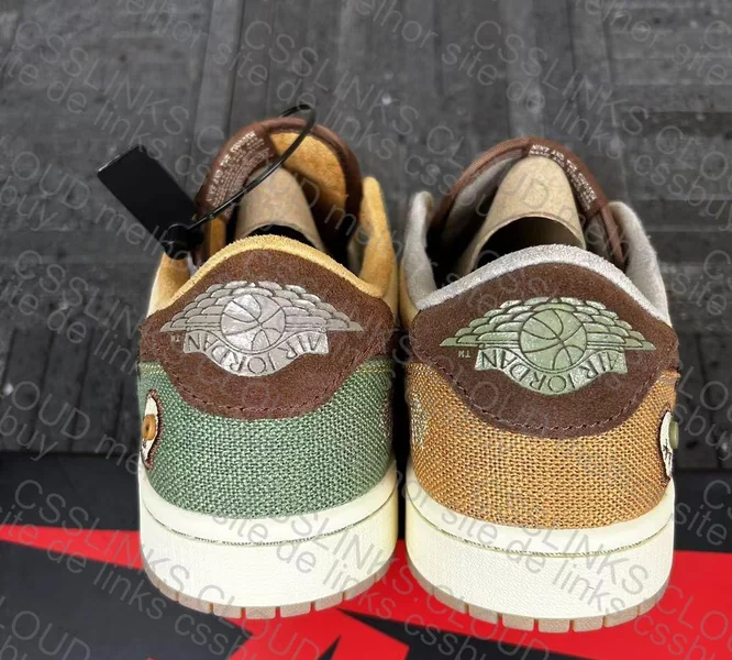 Jordan 1 Low Voodoo 4