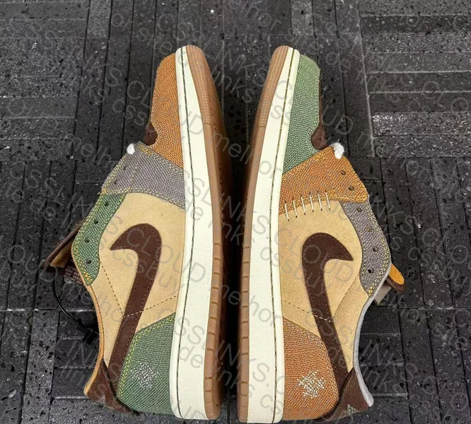 Jordan 1 Low Voodoo 6