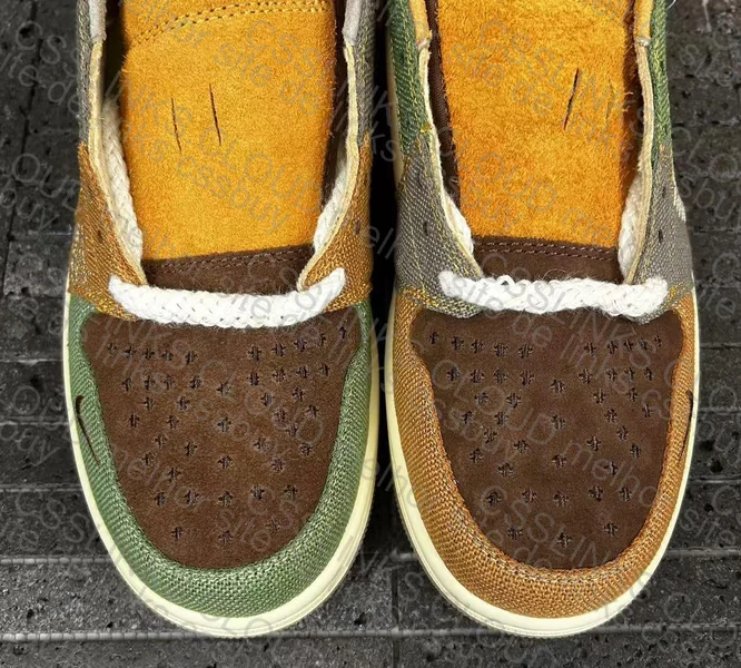 Jordan 1 Low Voodoo 8