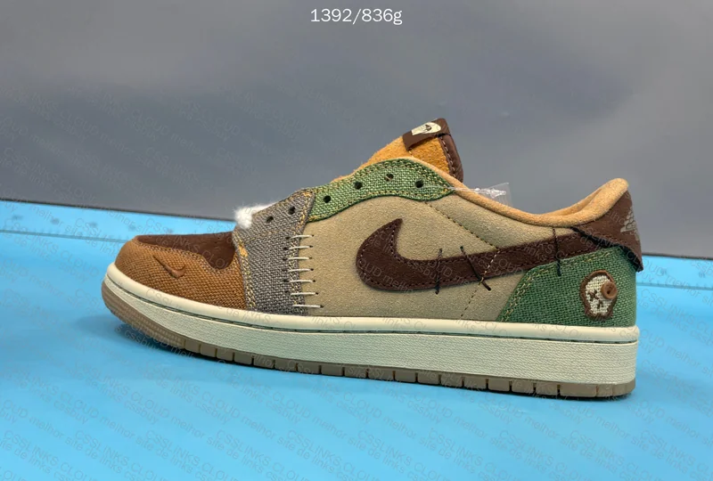 Jordan 1 Low Voodoo 3