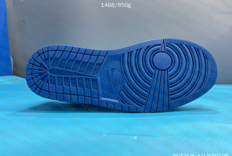Jordan 1 low x travis x fragment 10