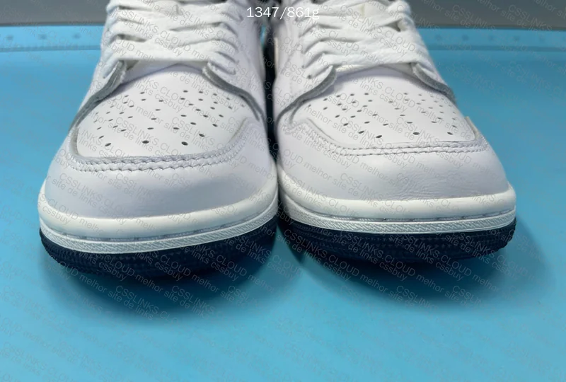 Jordan 1 Metallic blue 85 3