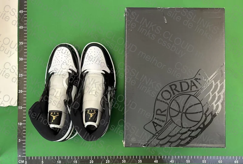 Jordan 1 Mid Patent Black White Gold 3