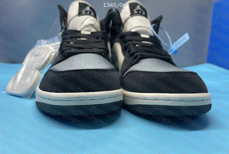 Jordan 1 Mid Satin Grey (OVO) 6
