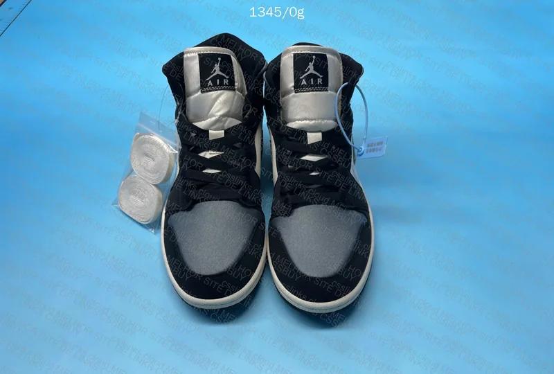 Jordan 1 Mid Satin Grey (OVO) 7