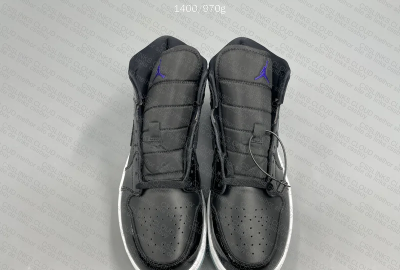 Jordan 1 Mid "Space Jam" 3