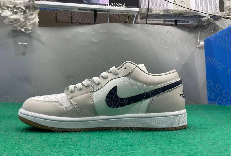 Jordan 1 Midnight Navy 6
