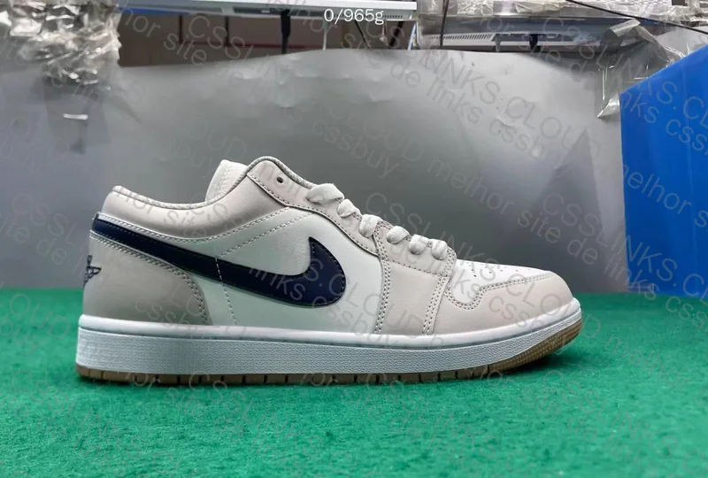 Jordan 1 Midnight Navy 7