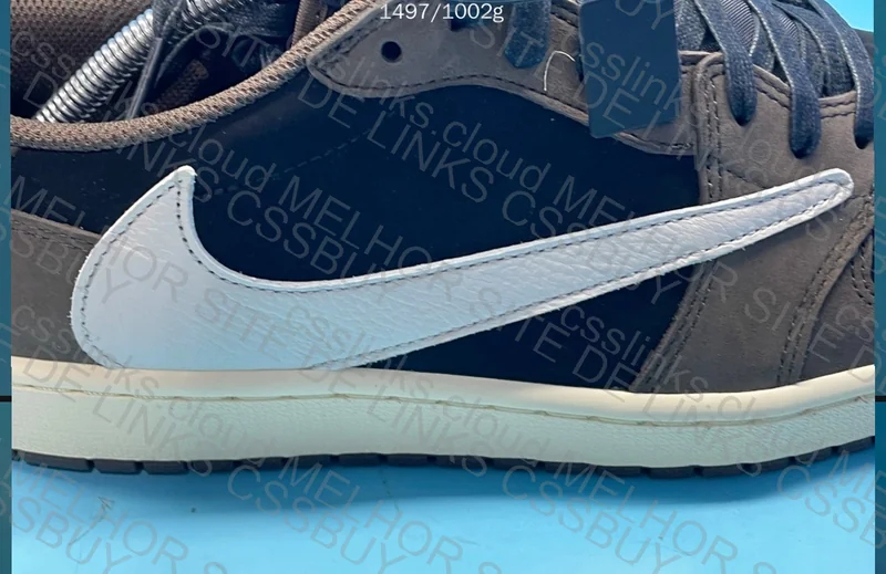 Jordan 1 Mocha Travis Scott 3