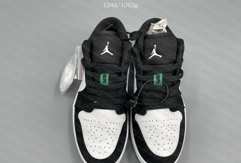 Jordan 1 Mystic Green 2