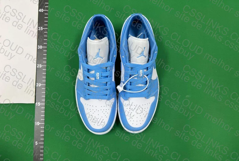 Jordan 1 North Carolina 4
