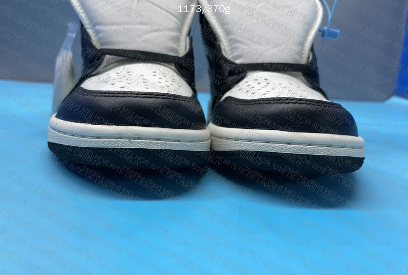 Jordan 1 OG Mocha 2