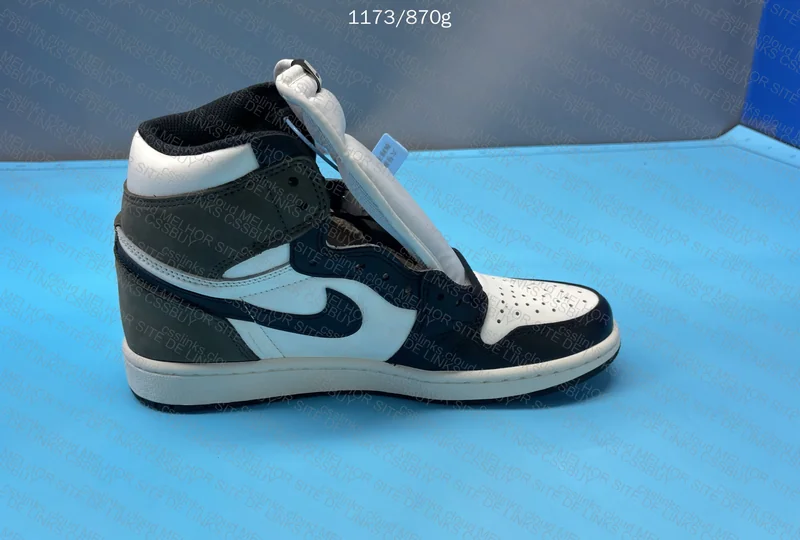 Jordan 1 OG Mocha 7