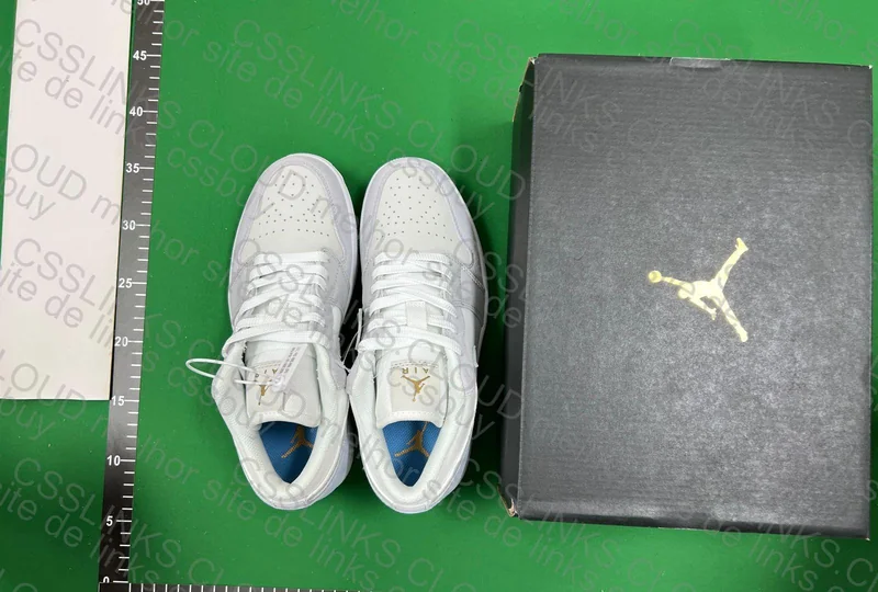 Jordan 1 Paris - JMDY 190 Y 3