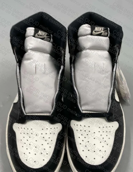 Jordan 1 Retro High Dark Mocha 3