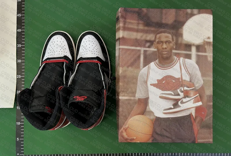 Jordan 1 Retro High OG Black Toe 2
