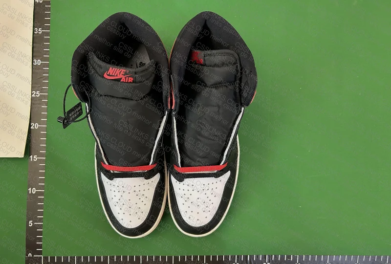 Jordan 1 Retro High OG Black Toe 6