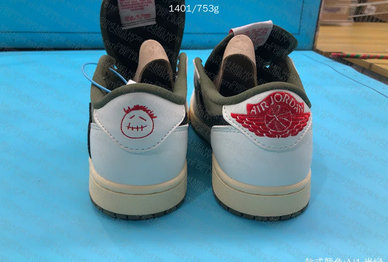 Jordan 1 Retro Low OG SP Medium Olive 7