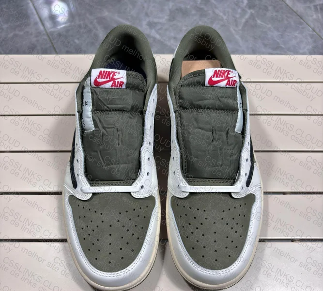 Jordan 1 Retro Low OG SP Travis Scott Medium Olive 5