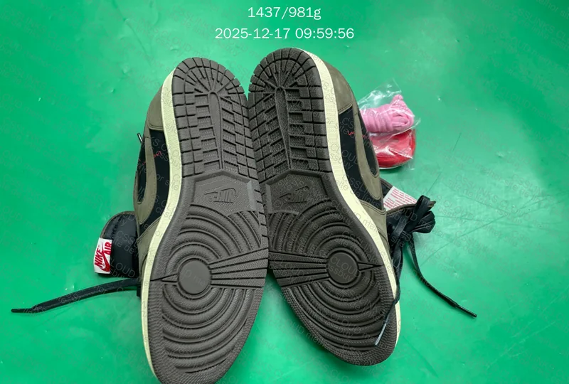 Jordan 1 Retro Low OG SP Travis Scott Mocha (CQ4277-001) - New PK4.0 5