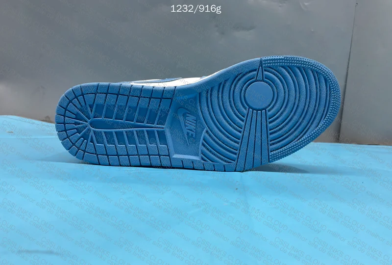 Jordan 1 Retro Mid UNC (554724-106) 6