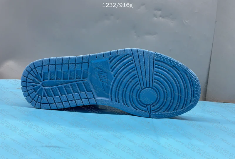 Jordan 1 Retro Mid UNC (554724-106) 7