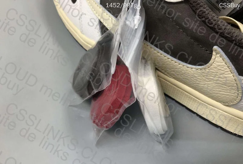 Jordan 1 Reverse Mocha 11