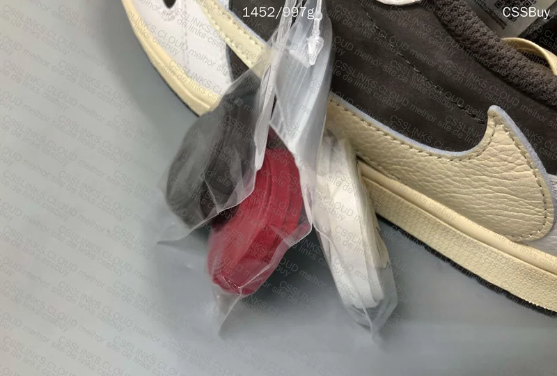 Jordan 1 Reverse Mocha 4