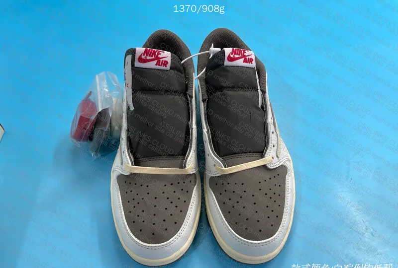 Jordan 1 Reverse Mocha 5