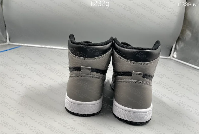 Jordan 1 Shadow