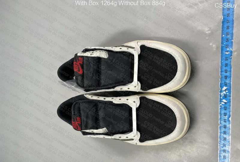 jordan 1 Travis 6